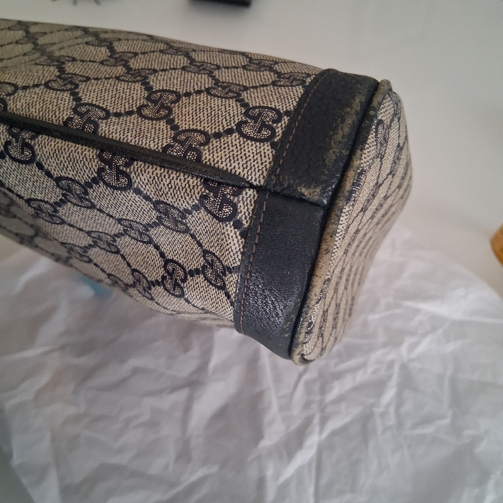 Gucci Authentic, Vintage Blue & Beige Monogram Shoulder Bag  (No Strap) - Picture 8 of 12